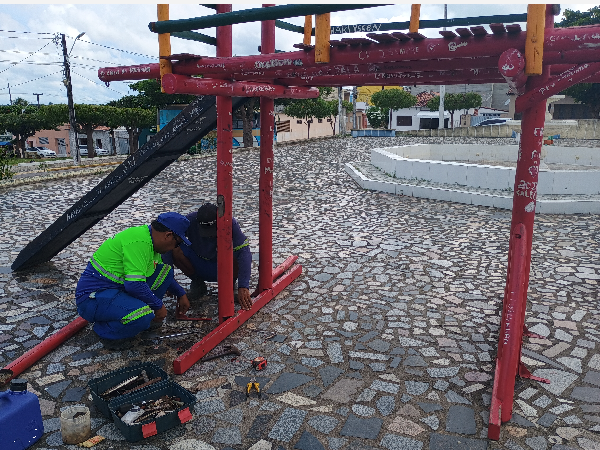 Prefeitura Municipal de Nova Cruz Realiza Manutenção e Revitalização nos Parques Infantis